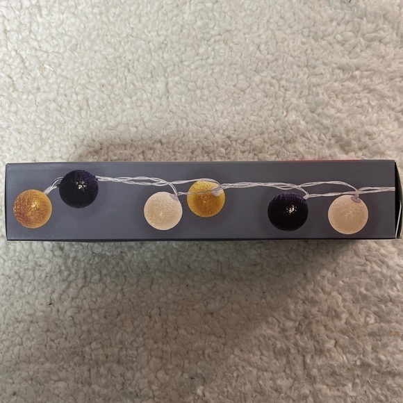 Kikkerland Cotton String Lights - Picture 3 of 4